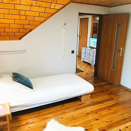 M&e Cztery Pory Roku Szklarka 25a * Bystrzyca Klodzka