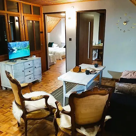 M&e Cztery Pory Roku Szklarka 25a 아파트 비스트르지카 쿠드즈카