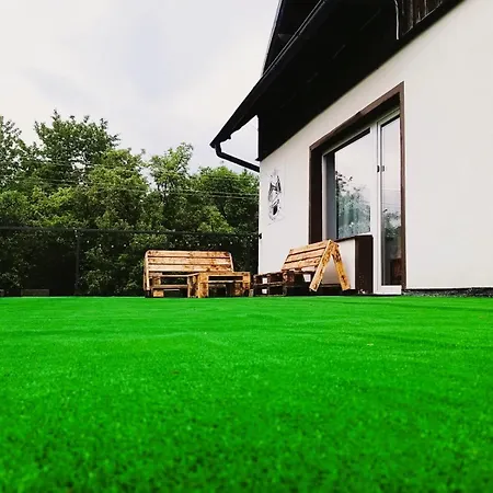 아파트 M&e Cztery Pory Roku Szklarka 25a *