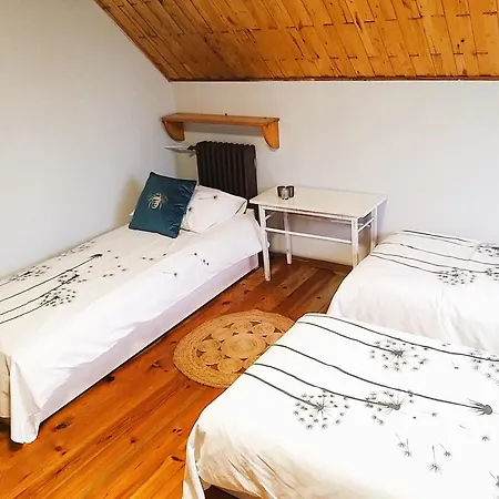 M&e Cztery Pory Roku Szklarka 25a 公寓 *