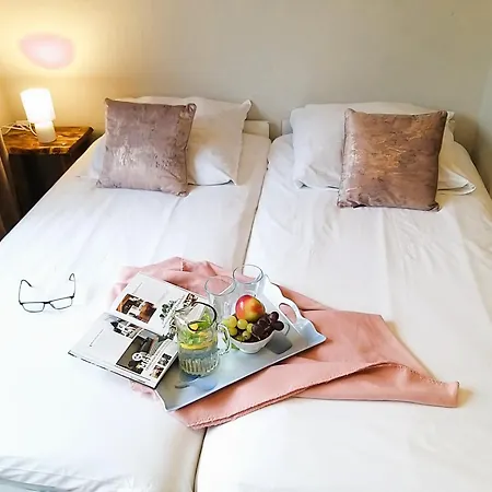 M&e Cztery Pory Roku Szklarka 25a * 비스트르지카 쿠드즈카