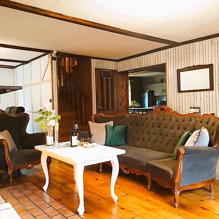 아파트 M&e Cztery Pory Roku Szklarka 25a 비스트르지카 쿠드즈카