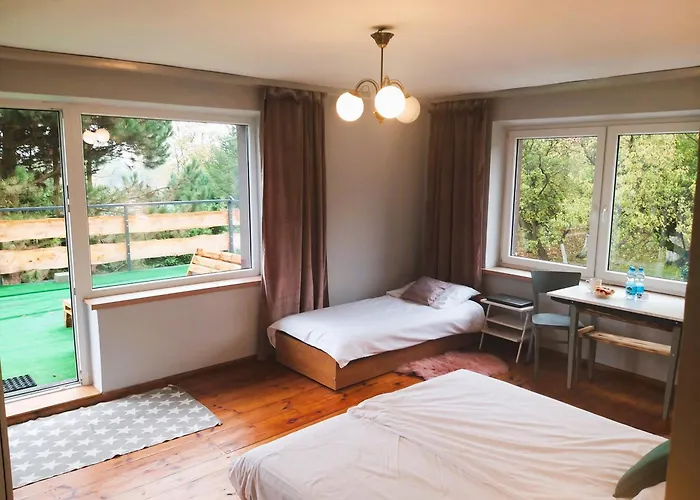 M&e Cztery Pory Roku Szklarka 25a * Bystrzyca Kłodzka