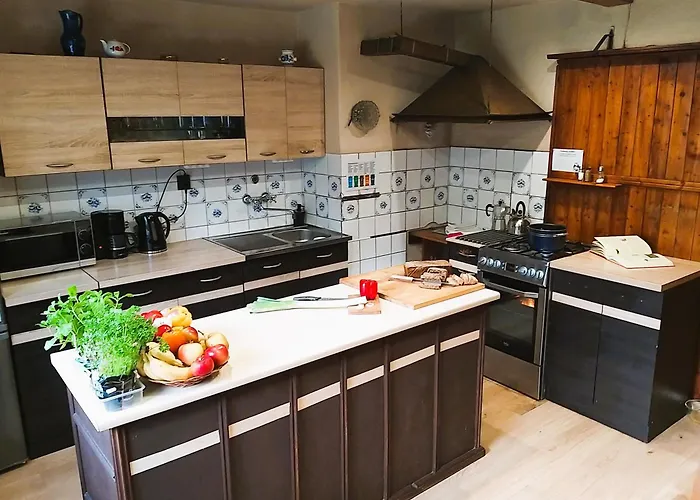 M&e Cztery Pory Roku Szklarka 25a * Bystrzyca Kłodzka