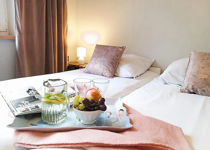 M&e Cztery Pory Roku Szklarka 25a Bystrzyca Kłodzka